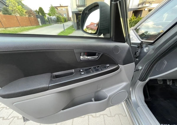 Suzuki SX4 cena 29990 przebieg: 200000, rok produkcji 2011 z Skawina małe 232